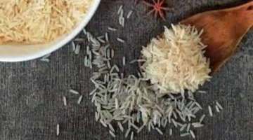 منح تراخيص جديدة لأربع شحنات إضافية تزن أكثر من 380 طنًا